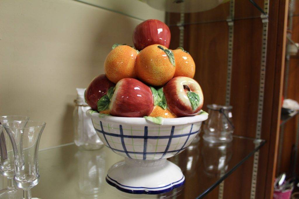 leave behind tableware guadalupe resale shop